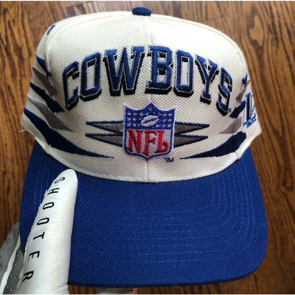 Dallas Cowboys 90s Vintage NFL Pro Line  Football Snap Back